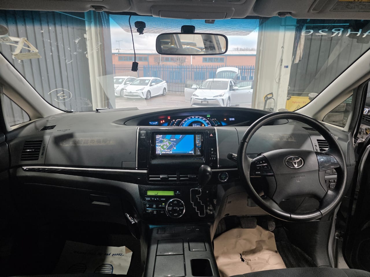 TOYOTA ESTIMA - Image 7