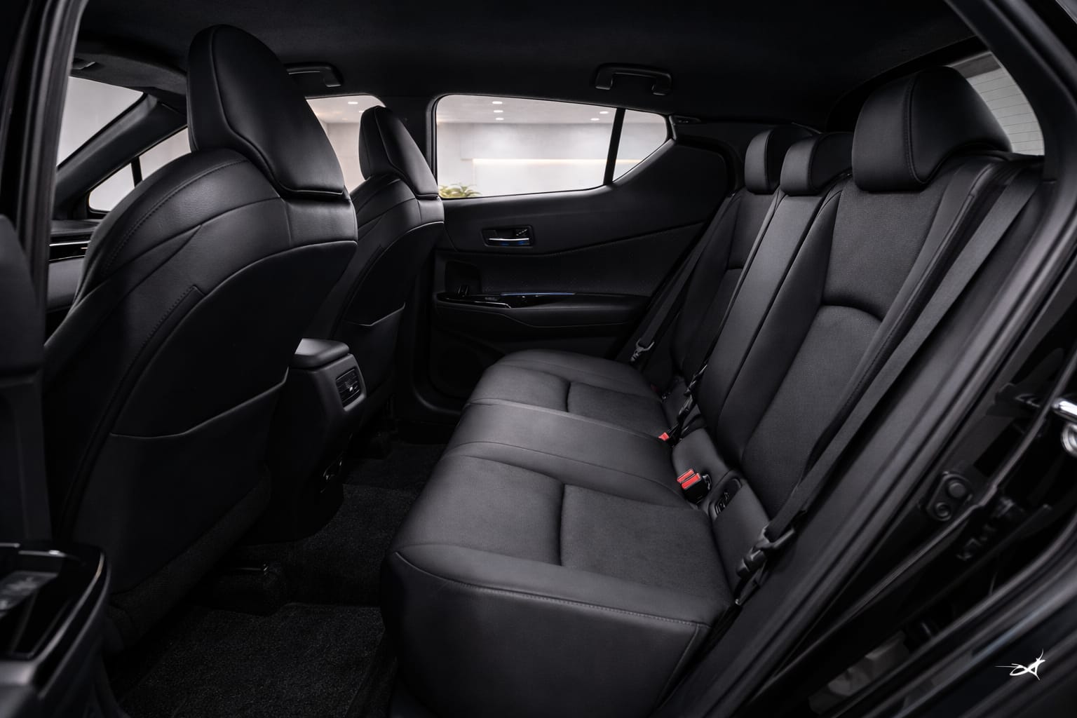 TOYOTA CHR - Image 6