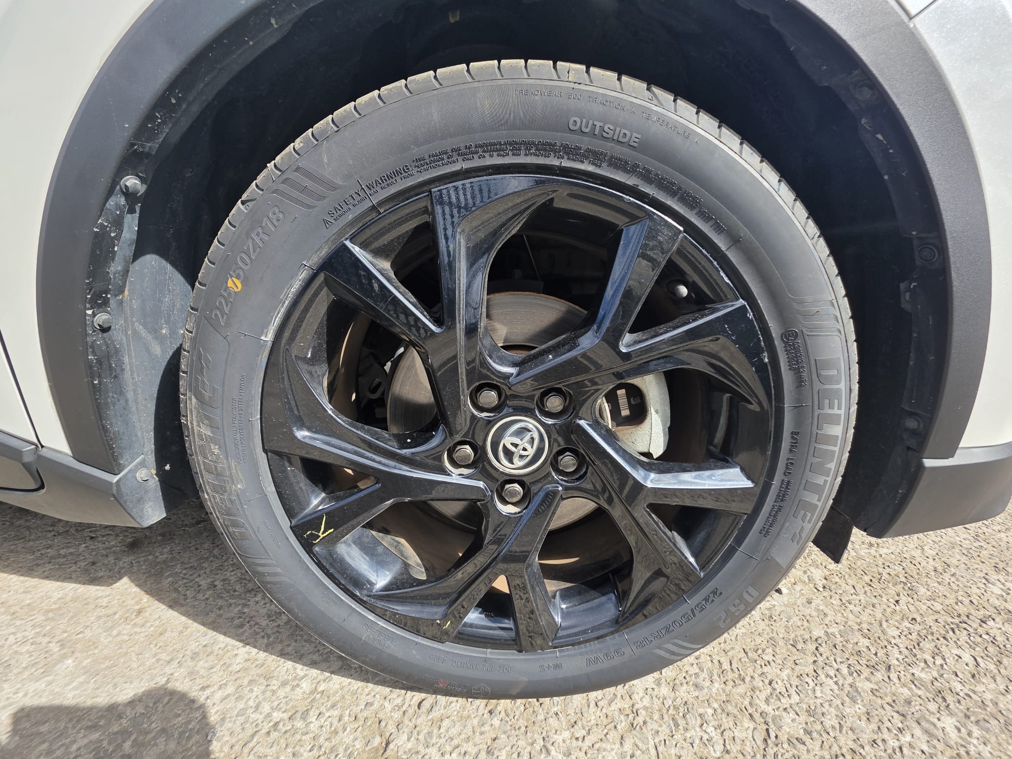 TOYOTA CHR - Image 5
