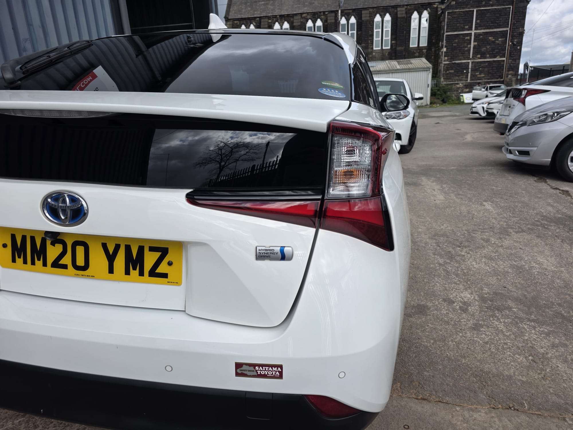 Toyota Prius - Image 5