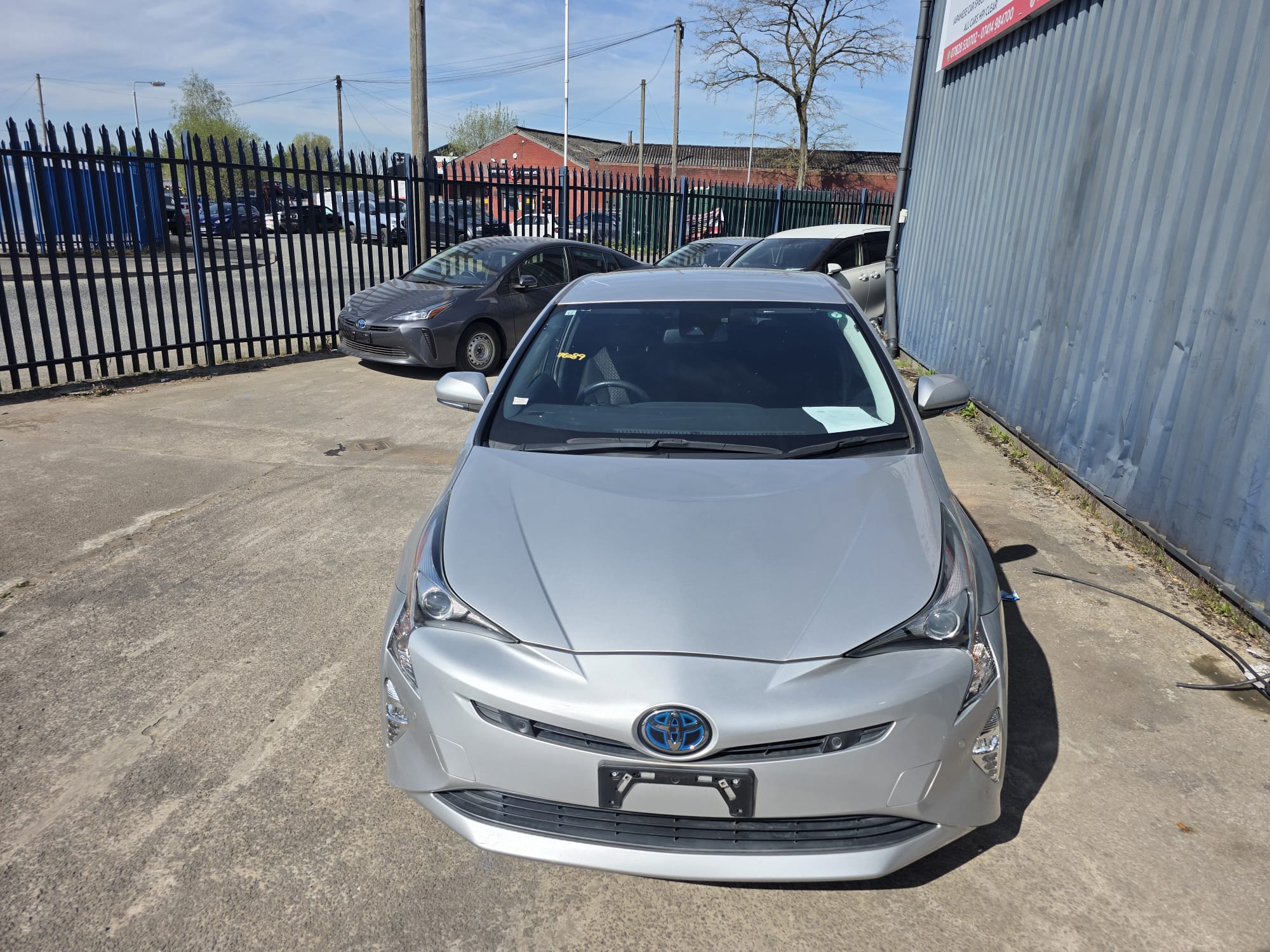 Toyota  Prius - Image 6