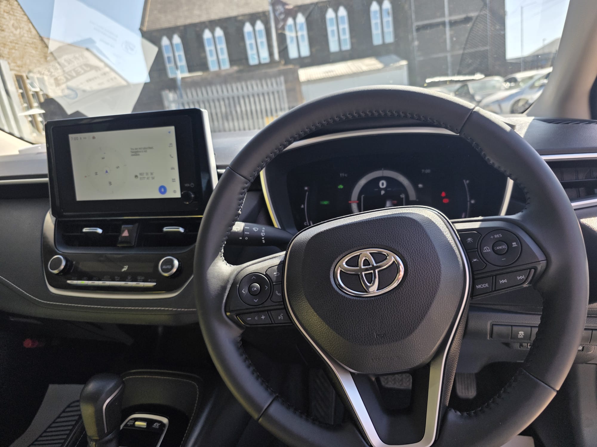Toyota  Corolla - Image 3