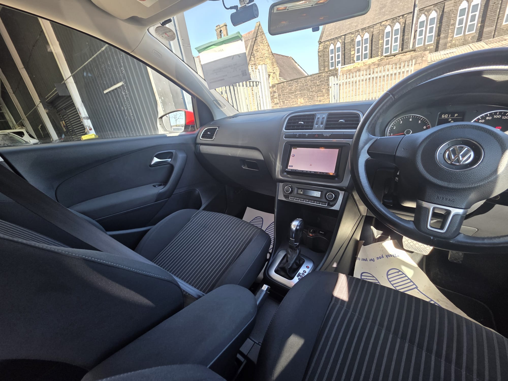 Volkswagen Polo - Image 5