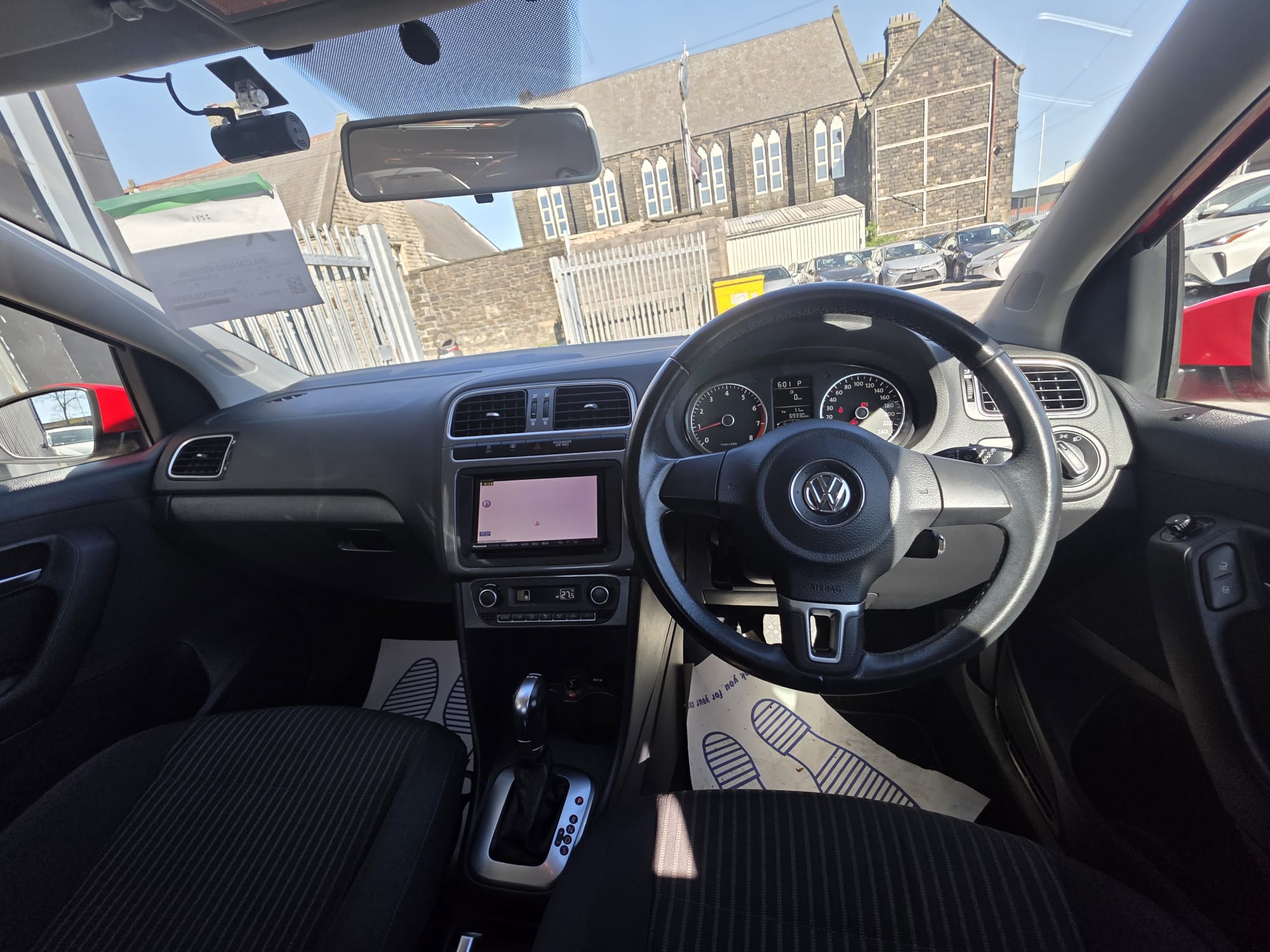 Volkswagen Polo - Image 7