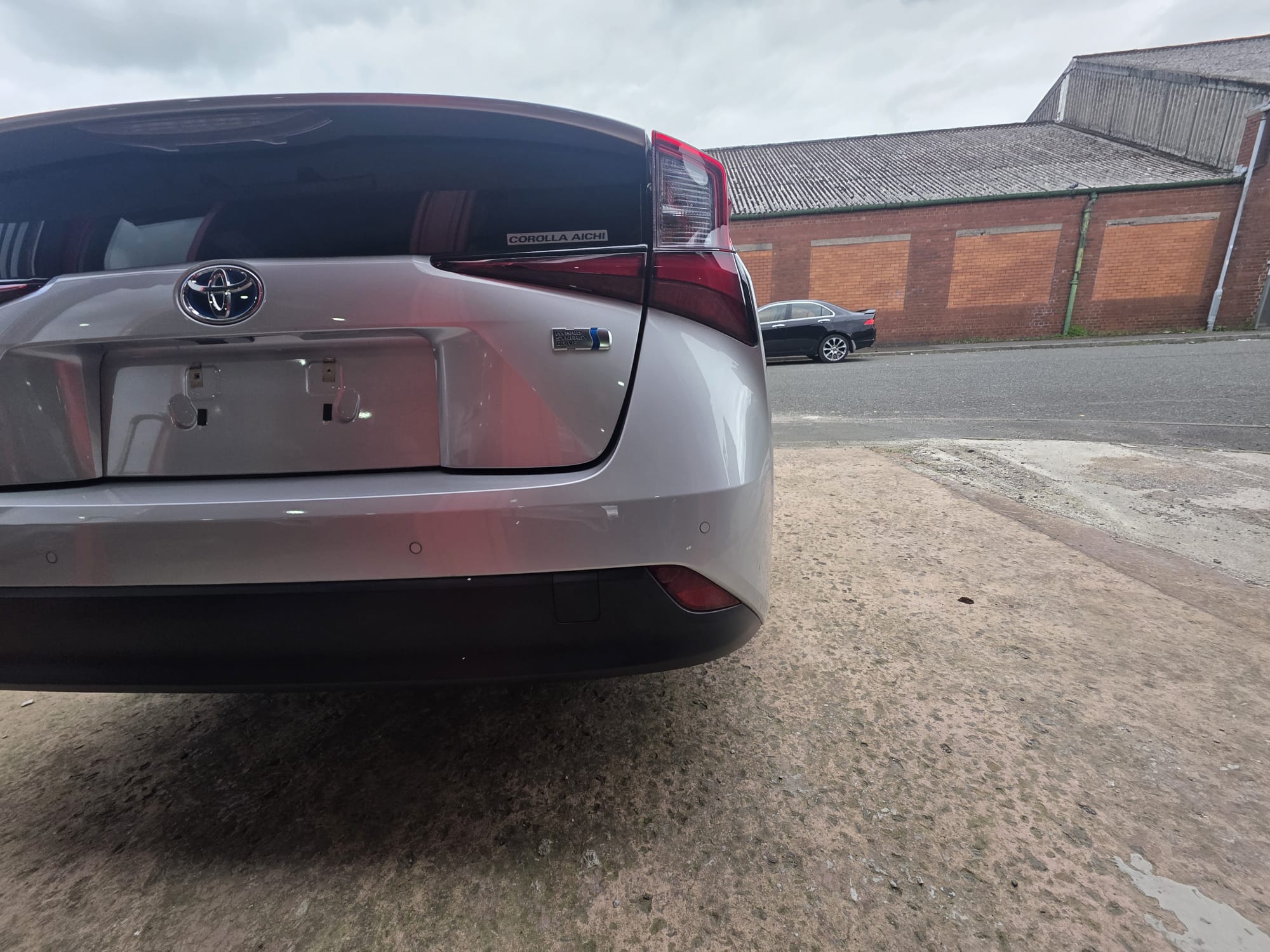 Toyota  Prius - Image 9