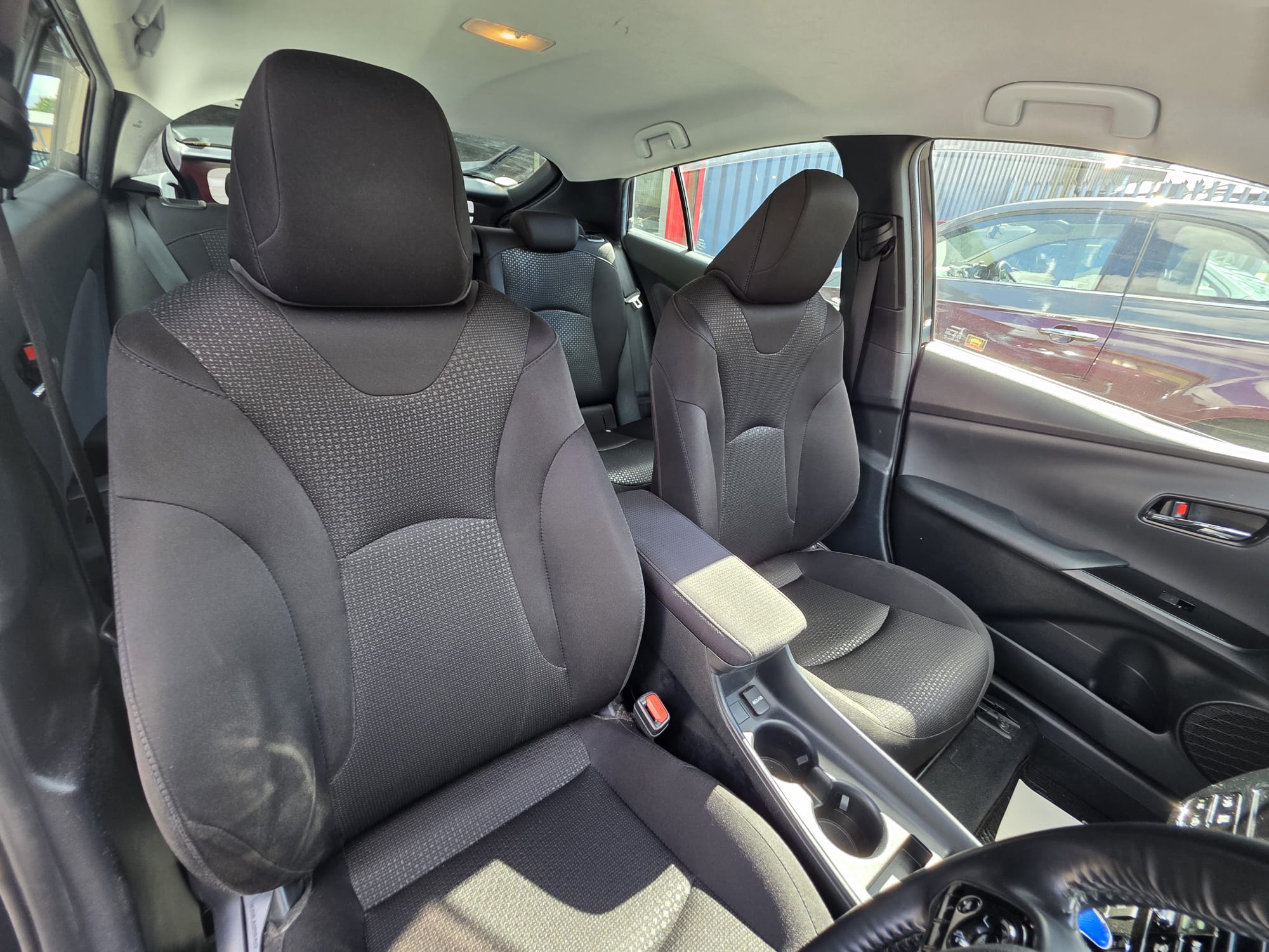 Toyota Prius - Image 7