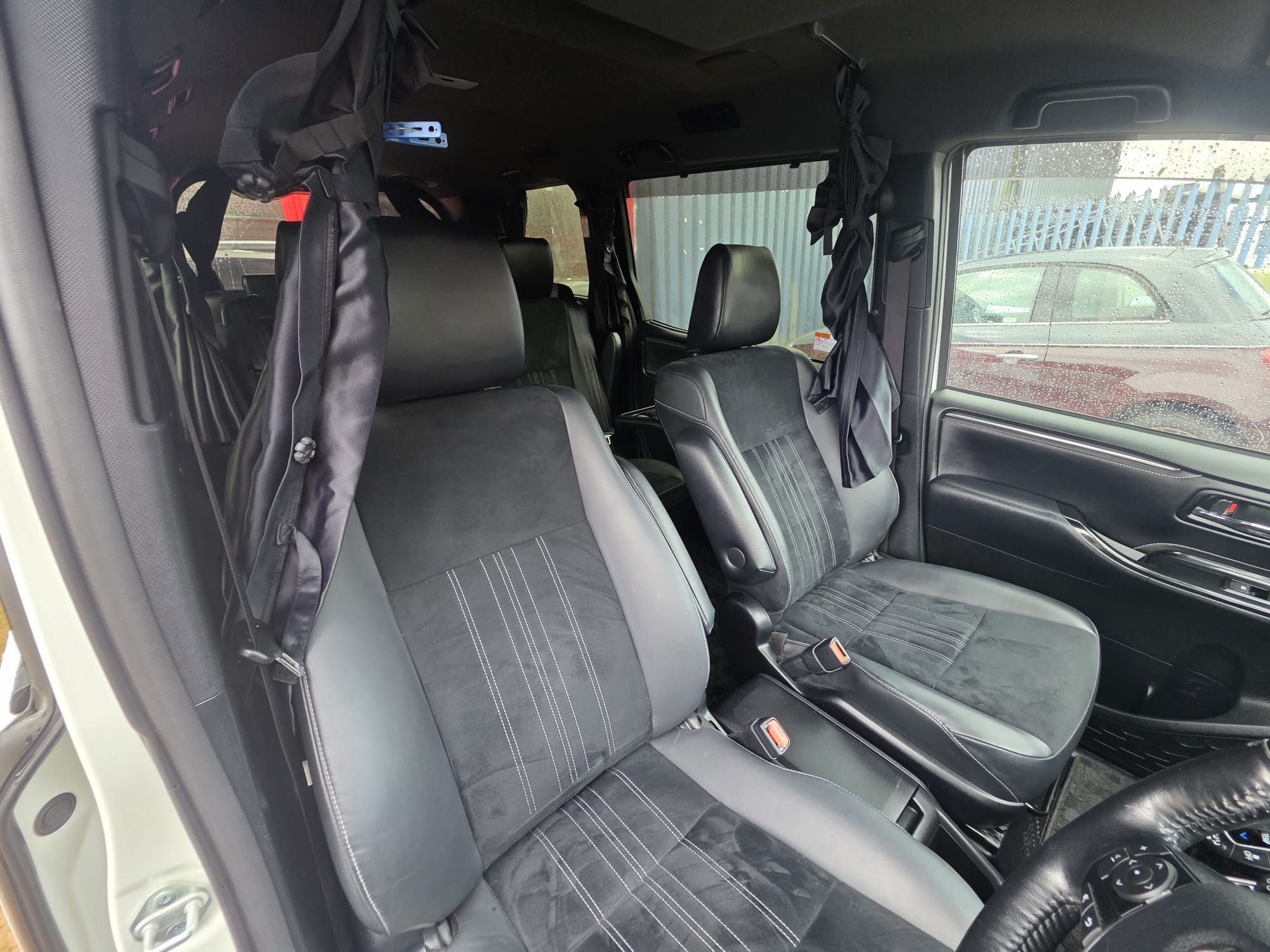 Toyota ESQUIRE - Image 5