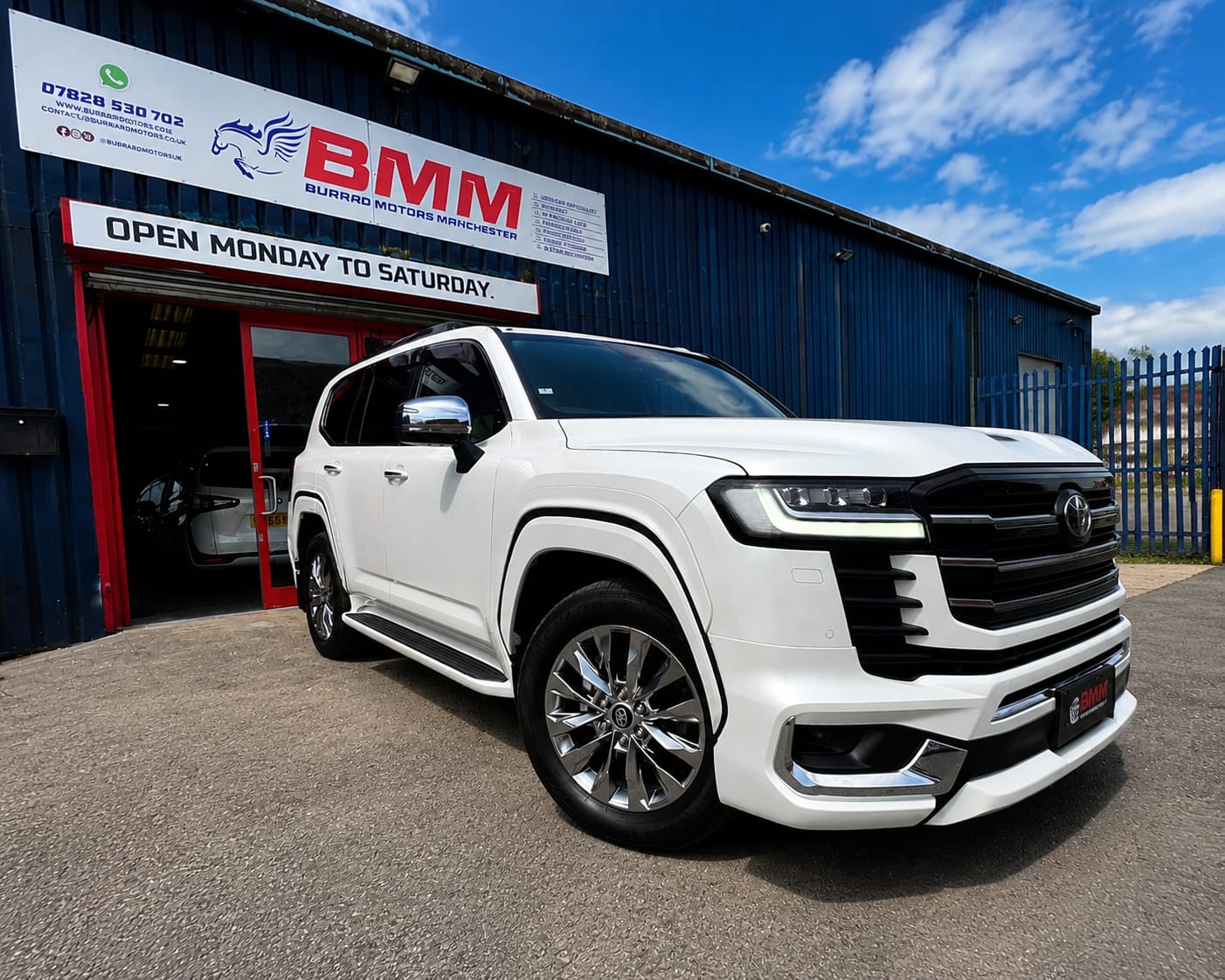 NEW MK‐4WD Toyota Land Cruiser 3.5 ZX - Burraq Motors Manchester