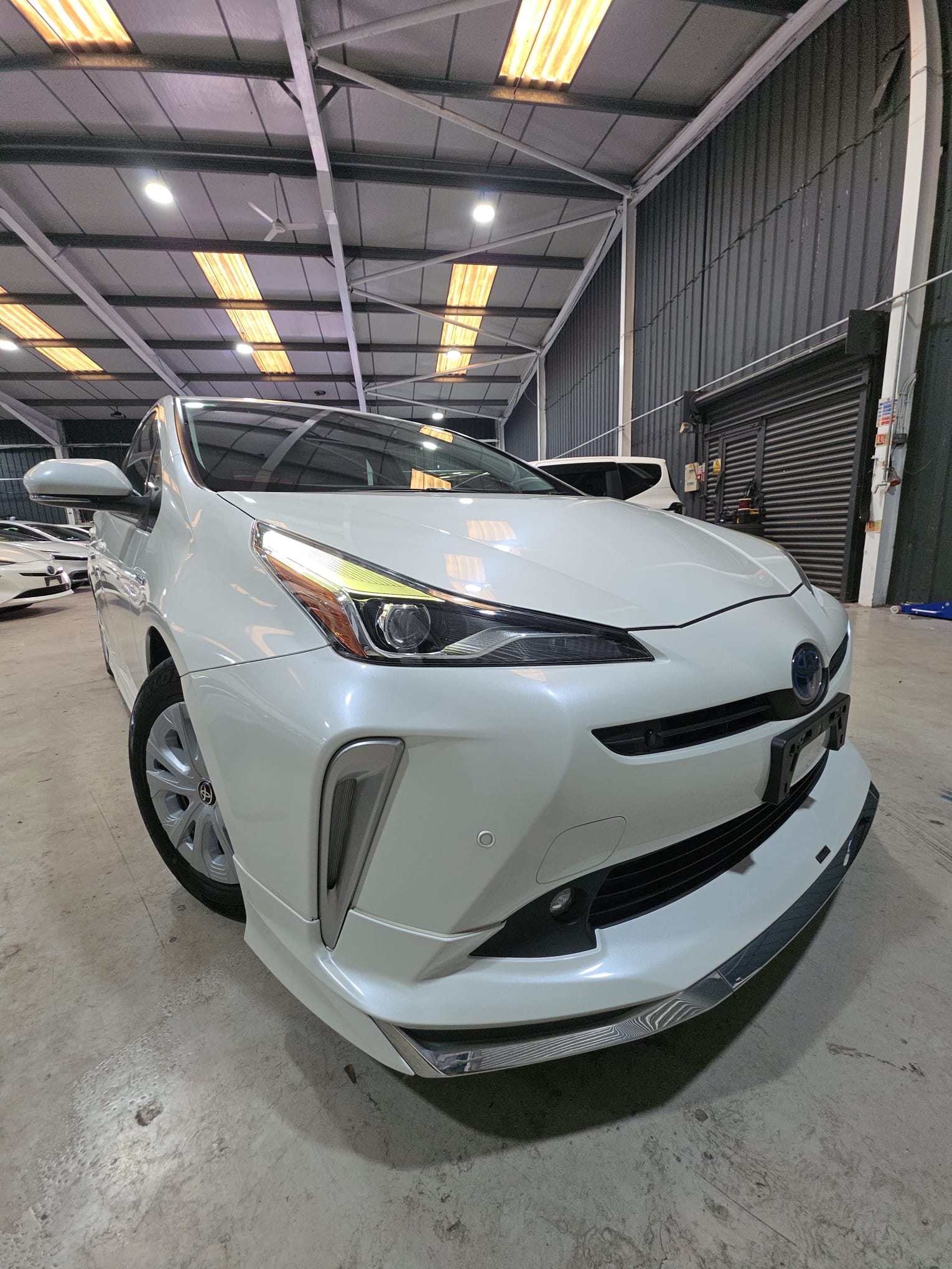 TOYOTA PRIUS - Image 2