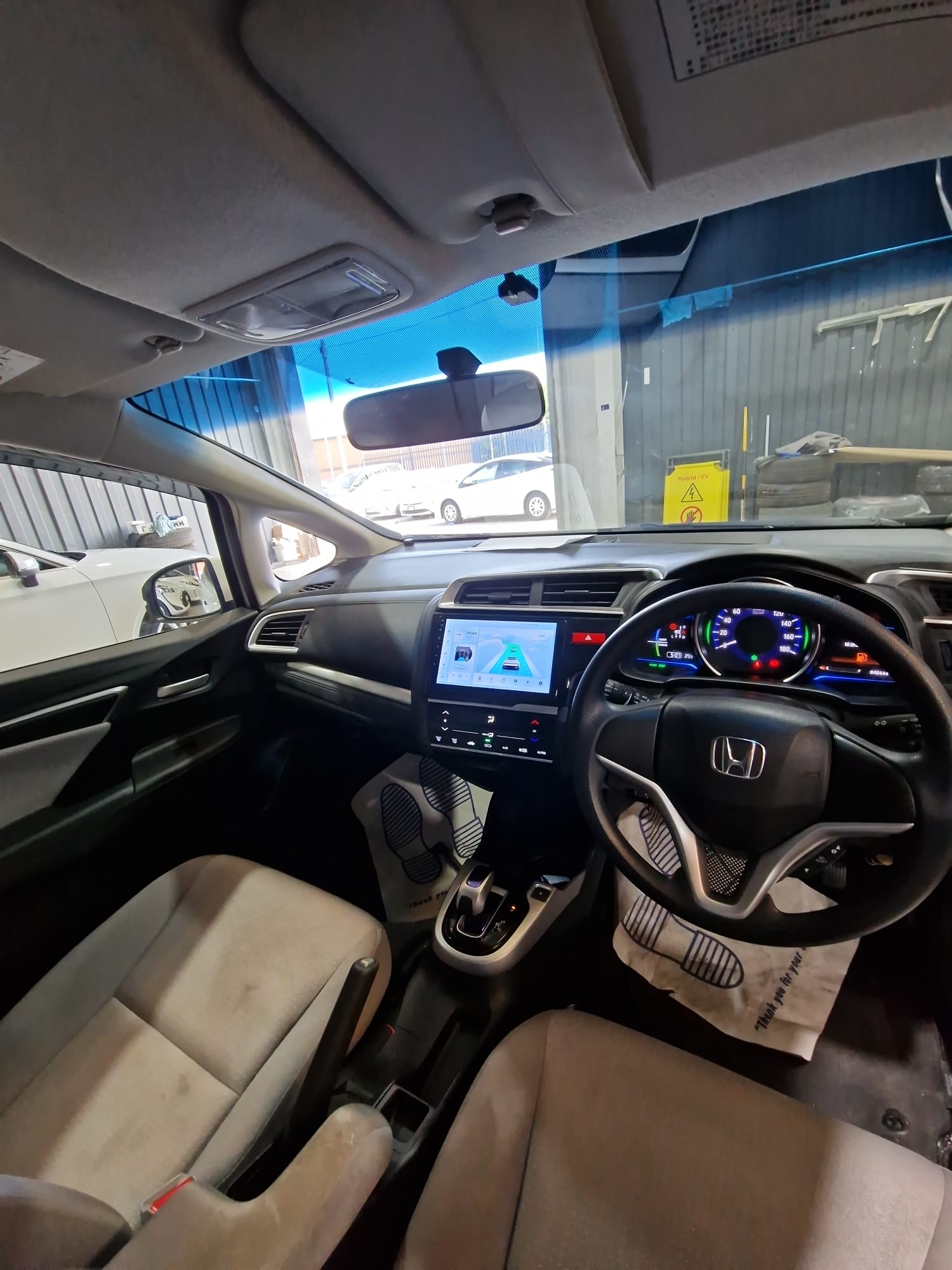 HONDA FIT - Image 7