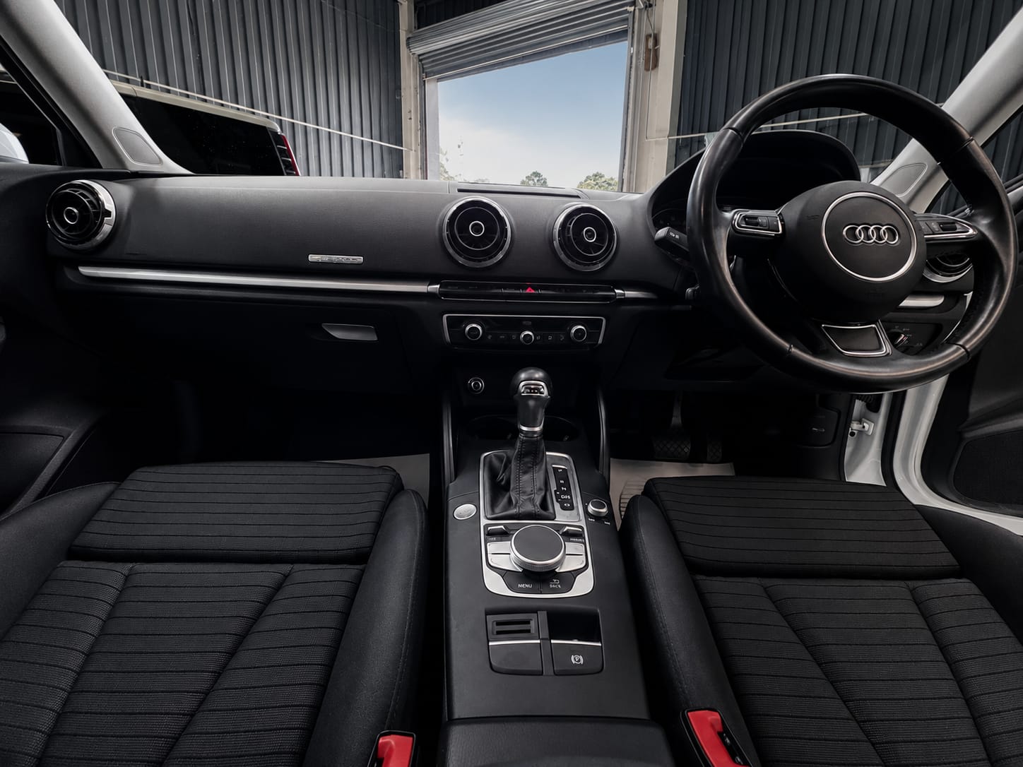 AUDI A3 SEDAN QUATTRO - Image 8