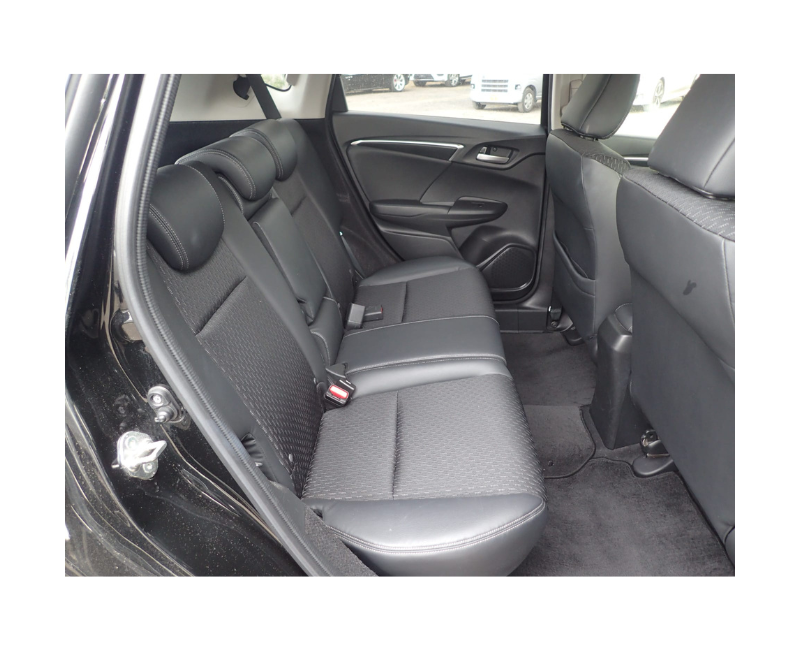 Honda Fit Hybrid L Package (5)